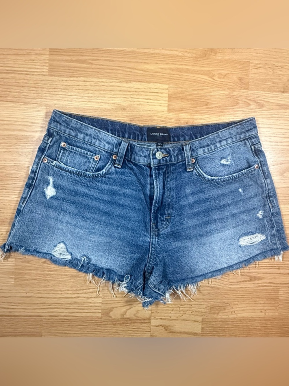Lucky Brand Boy Mid Rise Distressed Denim Shorts Dark Wash Frayed Hem Size 14/32